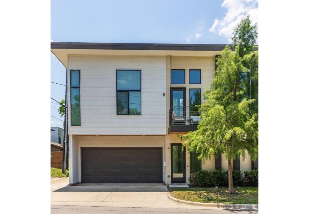 Beautiful Perfectly Located Luxury 2 Bed Townhome Dallas Eksteriør billede